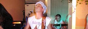 Pimenta Rock: Four Pigs