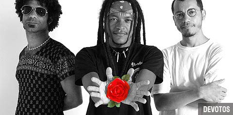 Devotos na Rolling Stone de fevereiro devotos01