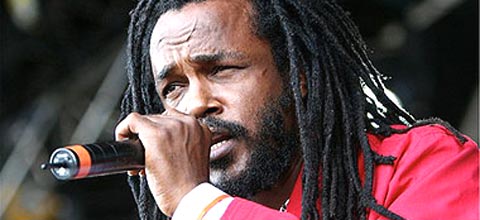 Andrew Tosh (divulgação) Andrew Tosh (divulgação)