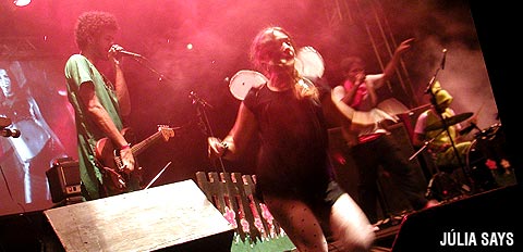 Júlia Says ao vivo no RecBeat 2008